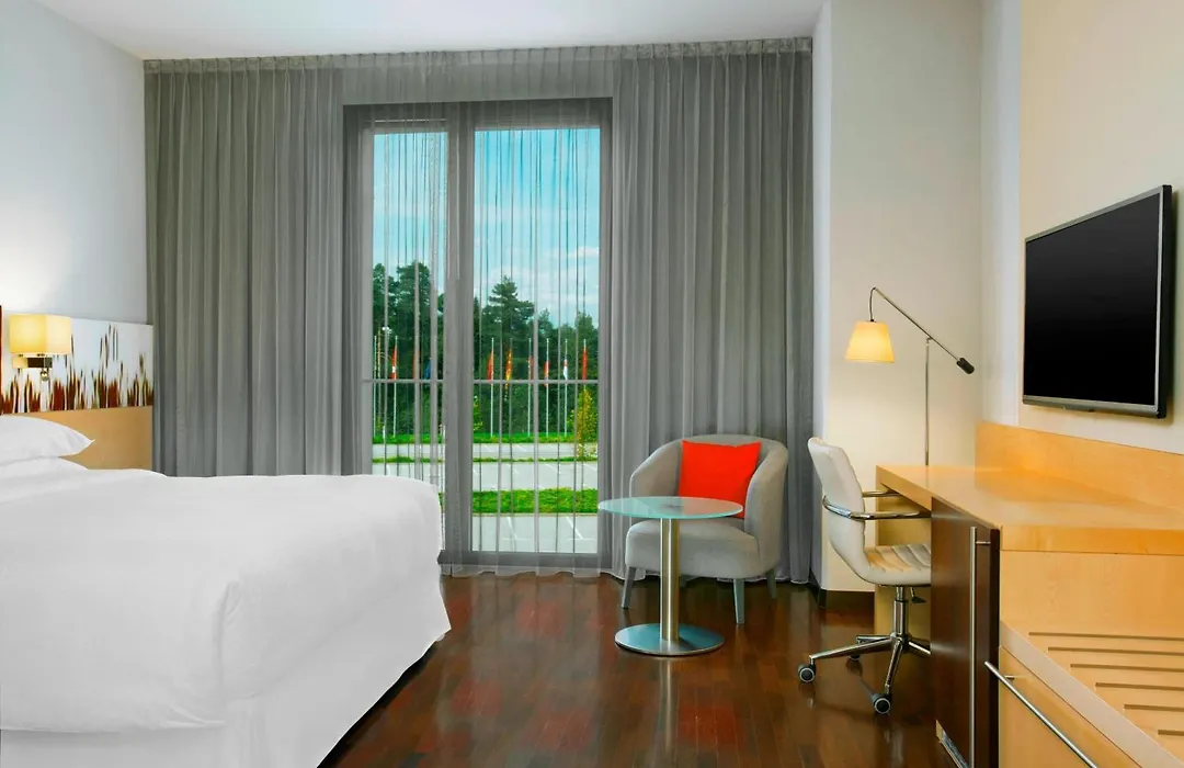 Four Points By Sheraton Ljubljana Mons-1